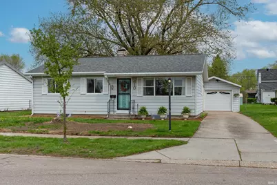 610 W Carlton Avenue, Elkhart, IN 46517 - Photo 1