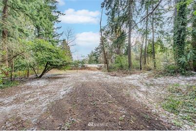 13020 1st Avenue NE, Seattle, WA 98125 - Photo 1