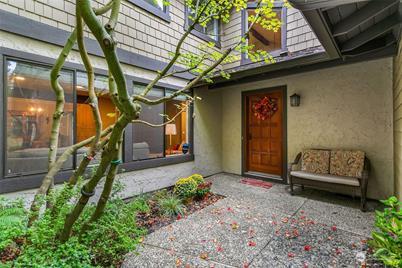 11817 Stendall Place N, Seattle, WA 98133 - Photo 1