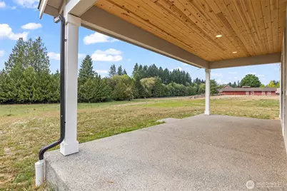 10155 Royal Valley Road NE, Poulsbo, WA 98370 - Photo 33