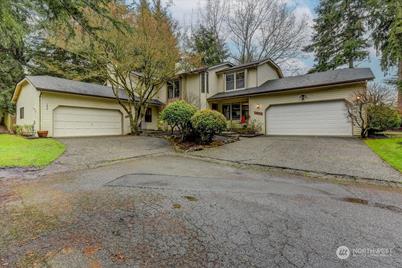 1304 140th Place NE, Bellevue, WA 98007 - Photo 1