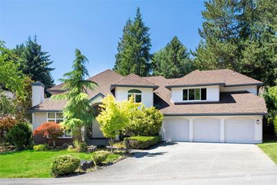 4111 205th Avenue SE, Sammamish, WA 98075 - Photo 1