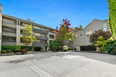 501 Kirkland Avenue #305, Kirkland, WA 98033 - Photo 1