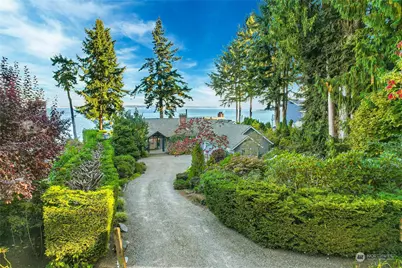 10666 NE Manitou Park Blvd Boulevard, Bainbridge Island, WA 98110 - Photo 1