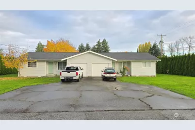 102 Hayes St, Nooksack, WA 98276 - Photo 1