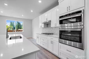 1121 SE 33rd St, Battle Ground, WA 98604 - Photo 3