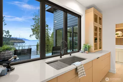 166 Soundview Drive, Bellingham, WA 98229 - Photo 17