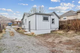 38 Viewdale St, Wenatchee, WA 98801 - Photo 3