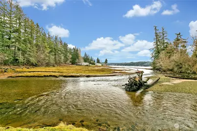 8320 E Grapeview Loop Road, Allyn, WA 98524 - Photo 5