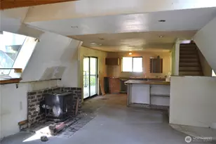 110 NE Collins Dr E, Tahuya, WA 98588 - Photo 11