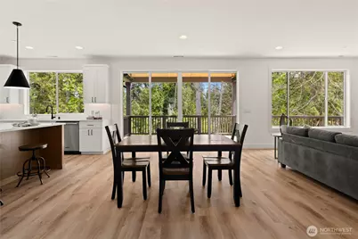 21017 67th Street Ct E, Bonney Lake, WA 98391 - Photo 15