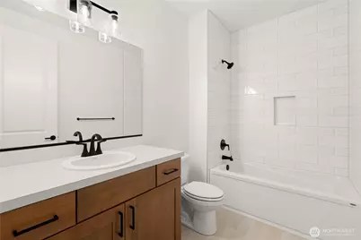 21017 67th Street Ct E, Bonney Lake, WA 98391 - Photo 33