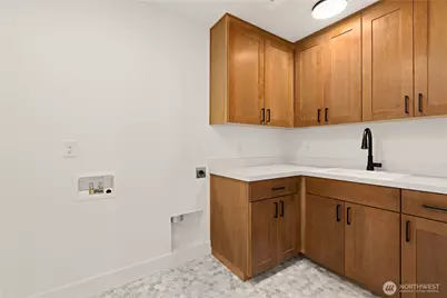 21017 67th Street Ct E, Bonney Lake, WA 98391 - Photo 29