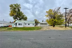 120 E Lewis St, Coulee City, WA 99115 - Photo 1