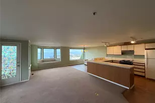 226 W 2nd St, Port Angeles, WA 98362 - Photo 5