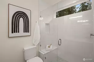 12710 NE 72nd St, Kirkland, WA 98033 - Photo 23