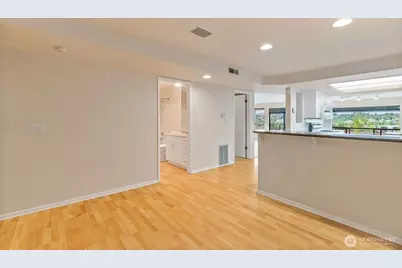 908 East Bay Drive NE #203, Olympia, WA 98506 - Photo 17