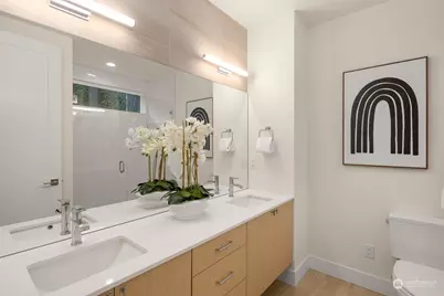 12710 NE 72nd Street, Kirkland, WA 98033 - Photo 19