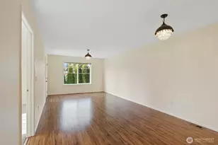 1205 Decatur Cir, Burlington, WA 98233 - Photo 11