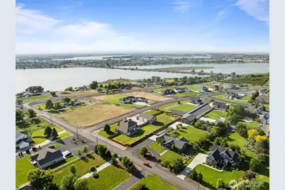 527 Road I.6 NE, Moses Lake, WA 98837 - Photo 9