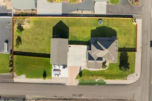 527 Road I 6 NE, Moses Lake, WA 98837 - Photo 3