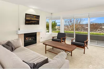 1231 5th Avenue N #204, Seattle, WA 98109 - Photo 3