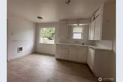 6925 52nd W #1, University Place, WA 98467 - Photo 7