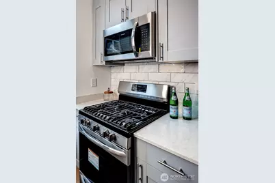 2713 E Yesler Way #B, Seattle, WA 98122 - Photo 15