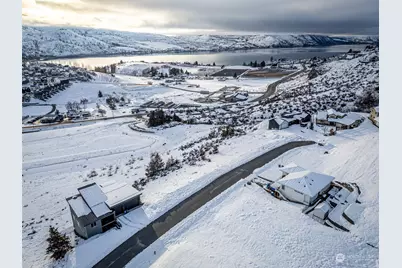 124 Hillcrest Place, Chelan, WA 98816 - Photo 11