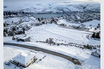 124 Hillcrest Place, Chelan, WA 98816 - Photo 9