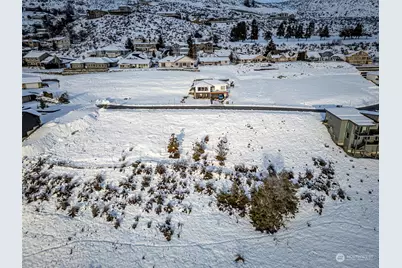 124 Hillcrest Place, Chelan, WA 98816 - Photo 7