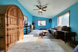 39024 Petrie Ln E, Davenport, WA 99122 - Photo 15