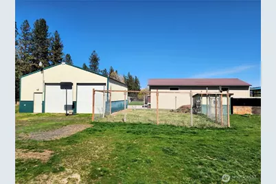 39024 Petrie Lane E, Davenport, WA 99122 - Photo 7
