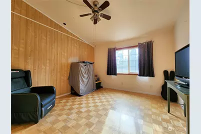 39024 Petrie Lane E, Davenport, WA 99122 - Photo 19