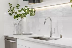 9221 B 14th Ave NW, Seattle, WA 98117 - Photo 15