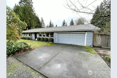 9023 SE 43rd Street, Mercer Island, WA 98040 - Photo 1