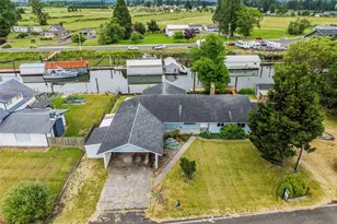 211 N Welcome Slough Rd, Cathlamet, WA 98612 - Photo 3