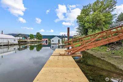 211 N Welcome Slough Road, Cathlamet, WA 98612 - Photo 7