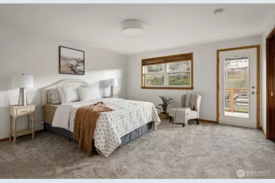 8171 Sandy Hook Drive, Clinton, WA 98236 - Photo 15