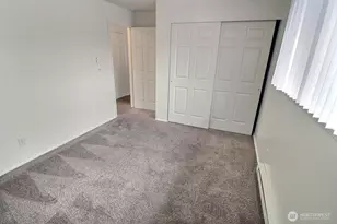 2601 D St SE, Auburn, WA 98002 - Photo 9