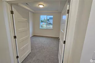 9450 Chief Leschi Street SE, Yelm, WA 98597 - Photo 9