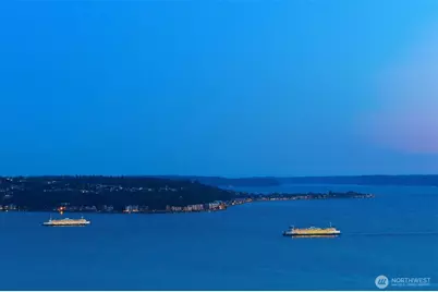 111 W Highland Drive #9E&9W, Seattle, WA 98119 - Photo 37