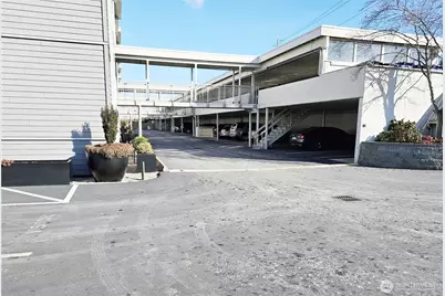 600 S State Street #101, Bellingham, WA 98225 - Photo 5