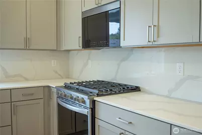 13420 187th Street Ct E #21, Puyallup, WA 98374 - Photo 3