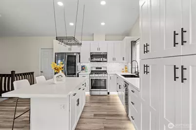 4115 105th Place SE, Everett, WA 98208 - Photo 9