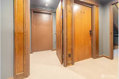 213 1st Avenue S, Seattle, WA 98104 - Photo 13