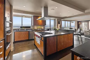 111 W Highland Dr, Seattle, WA 98119 - Photo 11