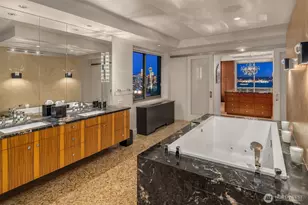 111 W Highland Dr, Seattle, WA 98119 - Photo 23