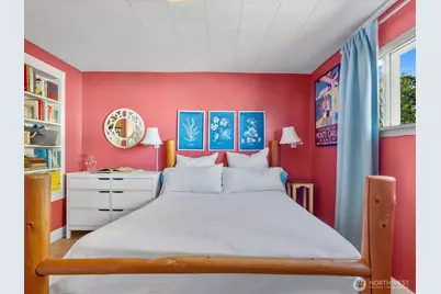 176 N N Maple Street, Camano Island, WA 98282 - Photo 9