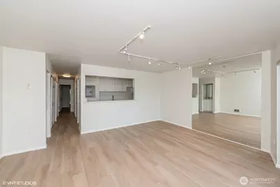1221 Harbor Avenue SW #105, Seattle, WA 98116 - Photo 3